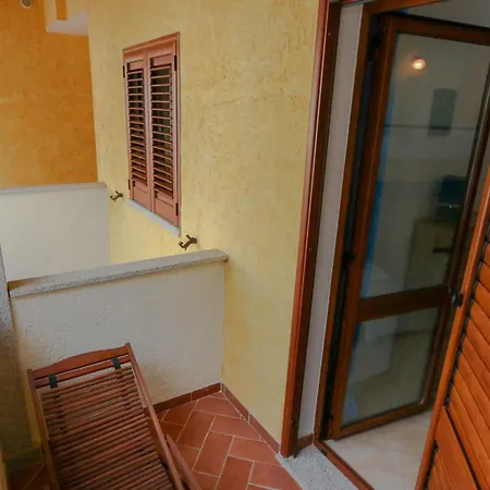 Ruiu Apartment *